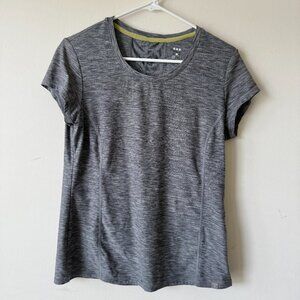 Title Nine Run Workout Training Short Sleeve Tee Shirt w/ Zip Pocket - Medium